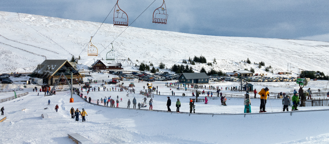 Lecht Ski and Activity Centre